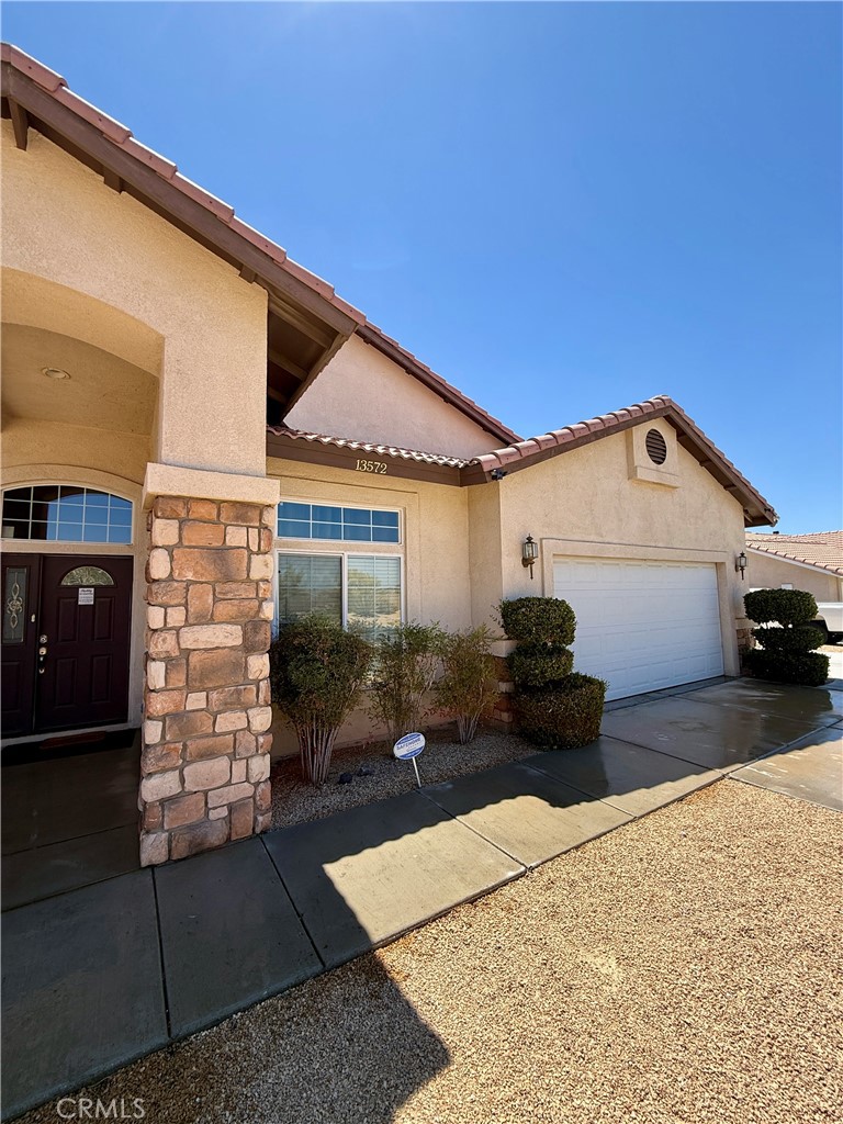 13572 Kurena Road