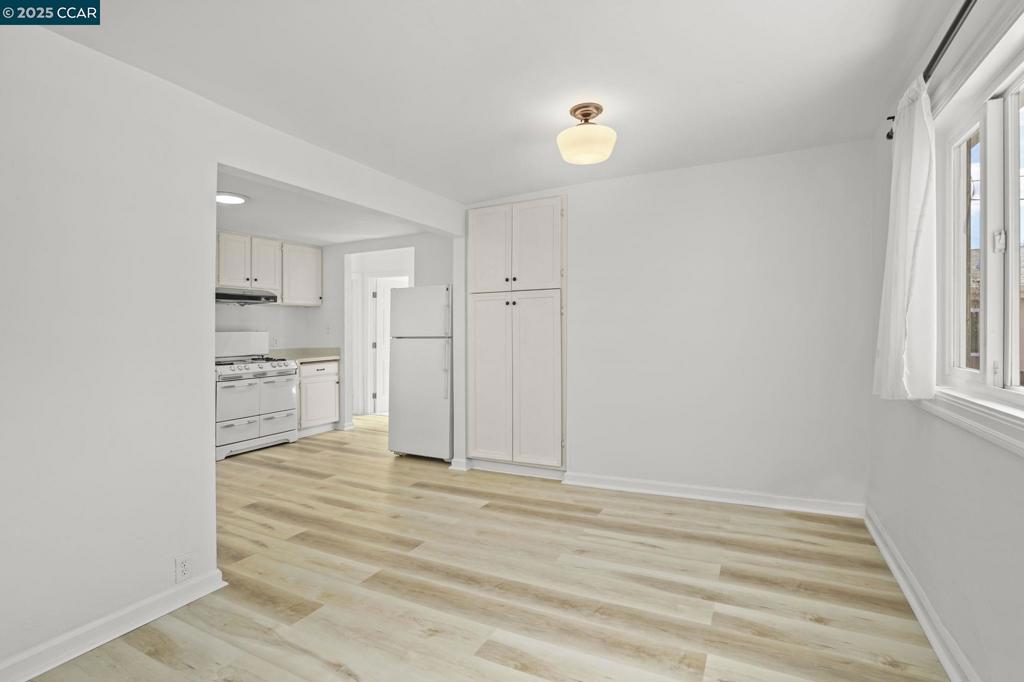 HILLTOP GREEN - Residential