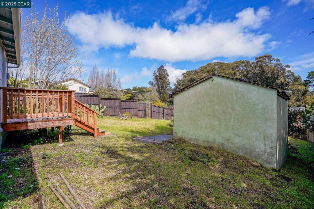 HILLTOP GREEN - Residential