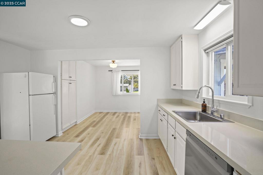 HILLTOP GREEN - Residential