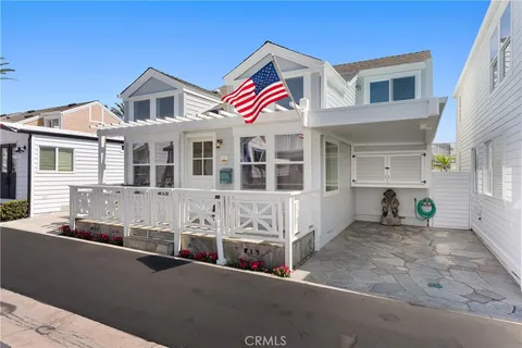 45 Drake Street, Newport Beach, CA 92663 - MLS#: NP25181730