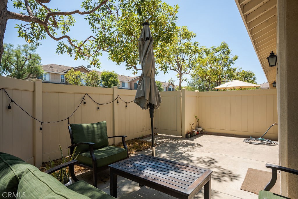8472 E Tioga Way