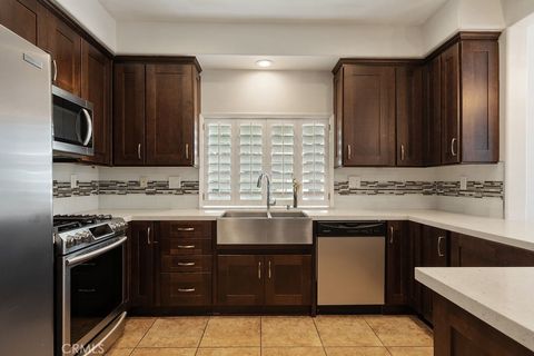 8472 E Tioga Way Anaheim Hills CA 92808