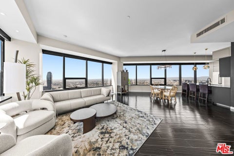 Photo of 1100 Wilshire Boulevard #3208, Los Angeles, CA 90017 (MLS # 26870623)
