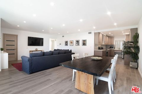 4445 Cartwright Avenue 116 Toluca Lake CA 91602