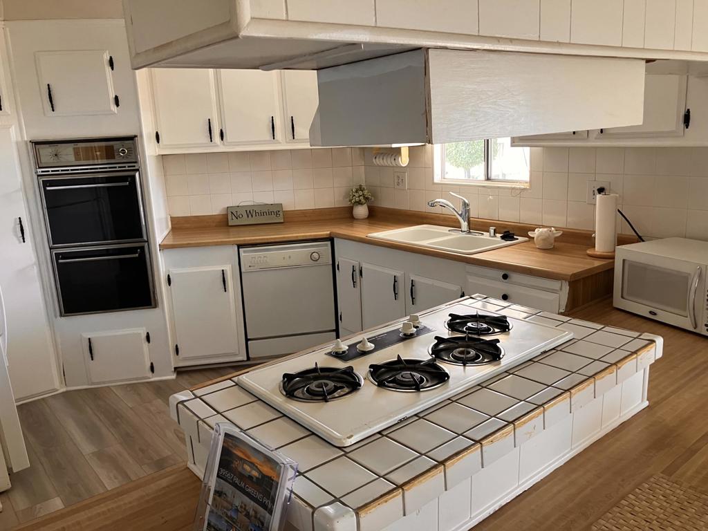 Palm Desert Greens - Manufactured In Park