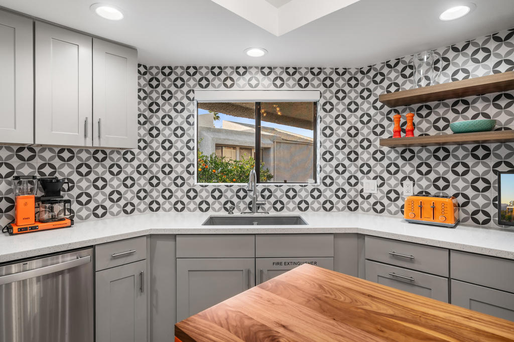 Palm Villas - Residential