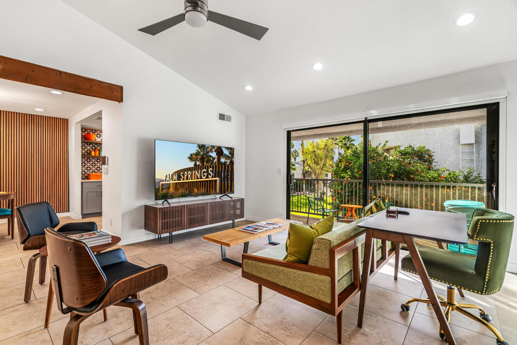 Palm Villas - Residential