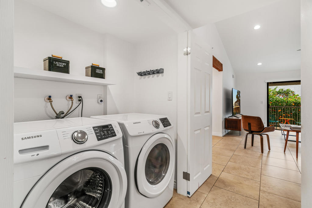 Palm Villas - Residential