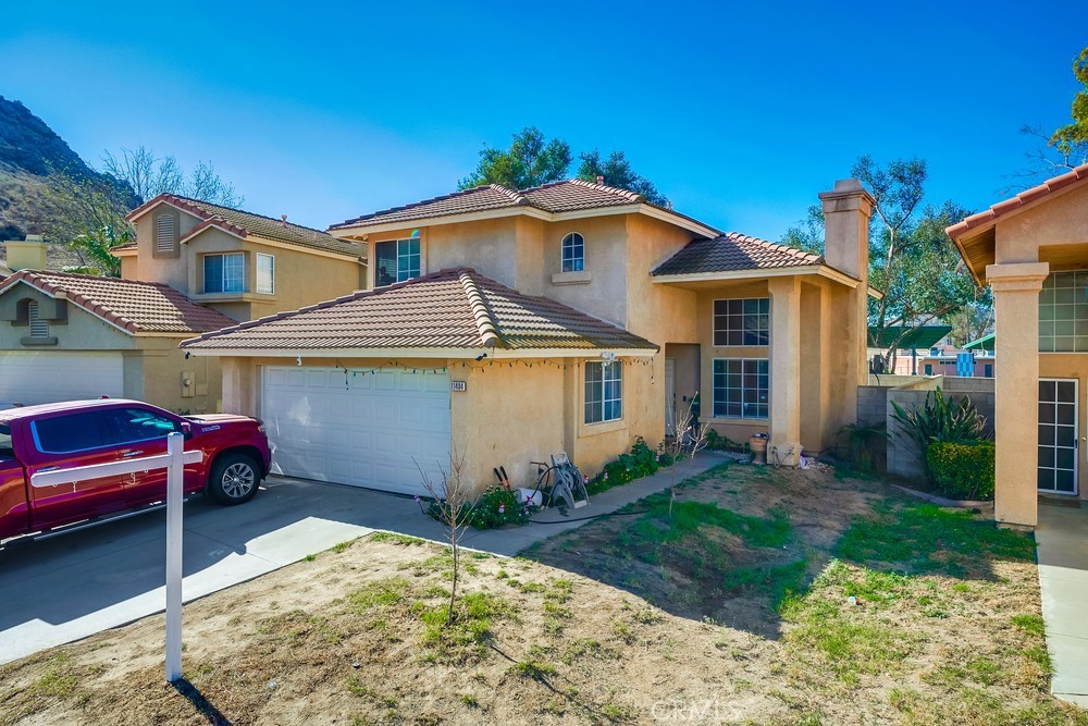 Best price in the market !!Great home in the desirable Southridge community in Fontana. At the entrance you can see the very Hight ceilings with a chimney in the living room. The kitchen has been renovated with a very good quality, gorgeous countertops with a really nice kitchen island. Dinning space and a half bath in main floor. Second floor has master bedroom with an spacious walk in closet as well as its master suite bathroom with dual vanity. You will also find 2 other bedrooms , each one with spacious closets and both sharing a full bathroom. This home has a 2 car garage in the main floor and a sliding door that face the patio. Very good location close to the elementary school. This is a home you most see !!!