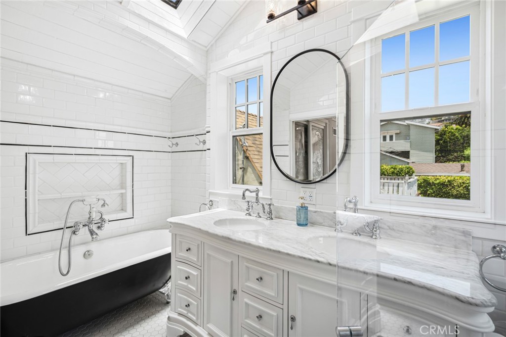 The Village (VIL) - Residential Lease