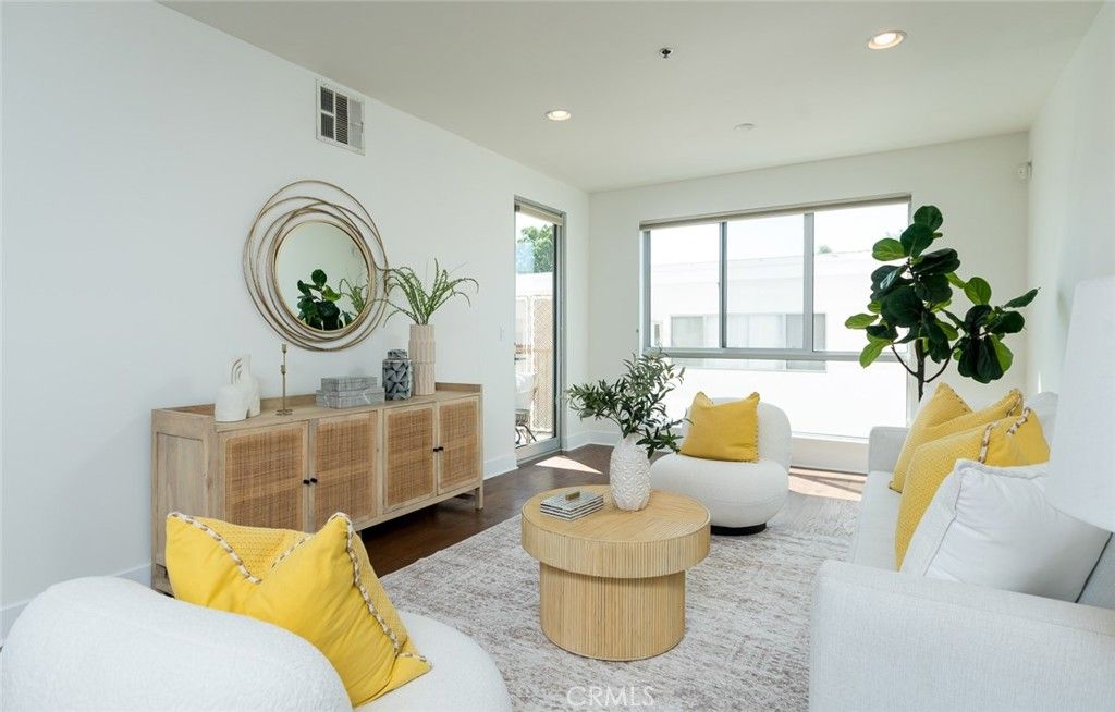 Photo of 817 N Alfred Street #205, Los Angeles, CA 90069 (MLS # BB25199897)