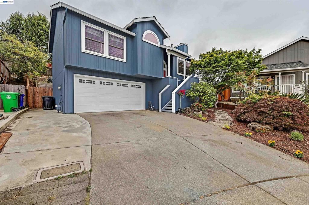 Photo of 23467 Mona Marie Ct Ct, Hayward, CA 94541 (MLS # 41136864)