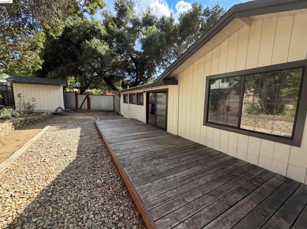 155 Estates Dr