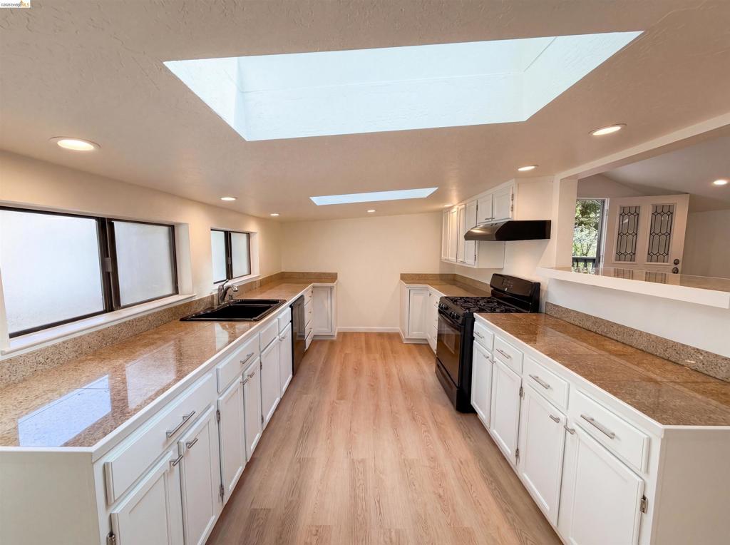 155 Estates Dr DR, Ben Lomond CA 95005