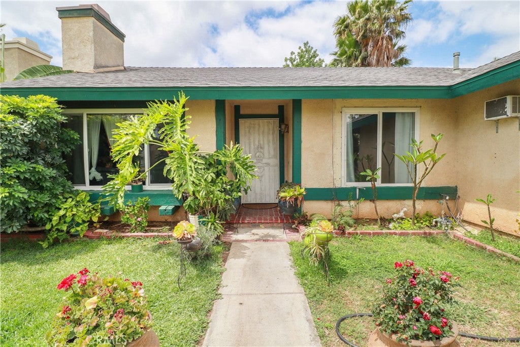 5242 La Salle