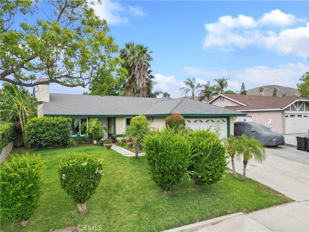 5242 La Salle