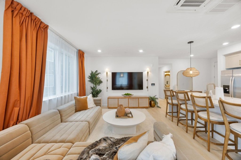 Photo of 3281 3281 Eagle Ct Dr Ct #201, San Jose, CA 95117 (MLS # 41122319)