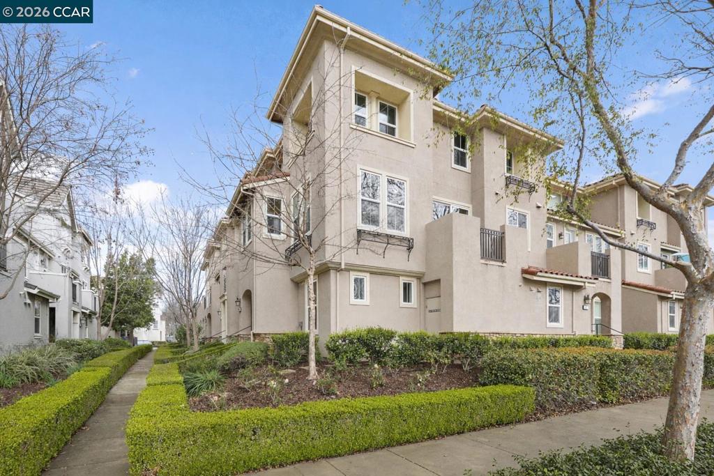 207 Heligan Ln. Ln 8, Livermore CA 94551