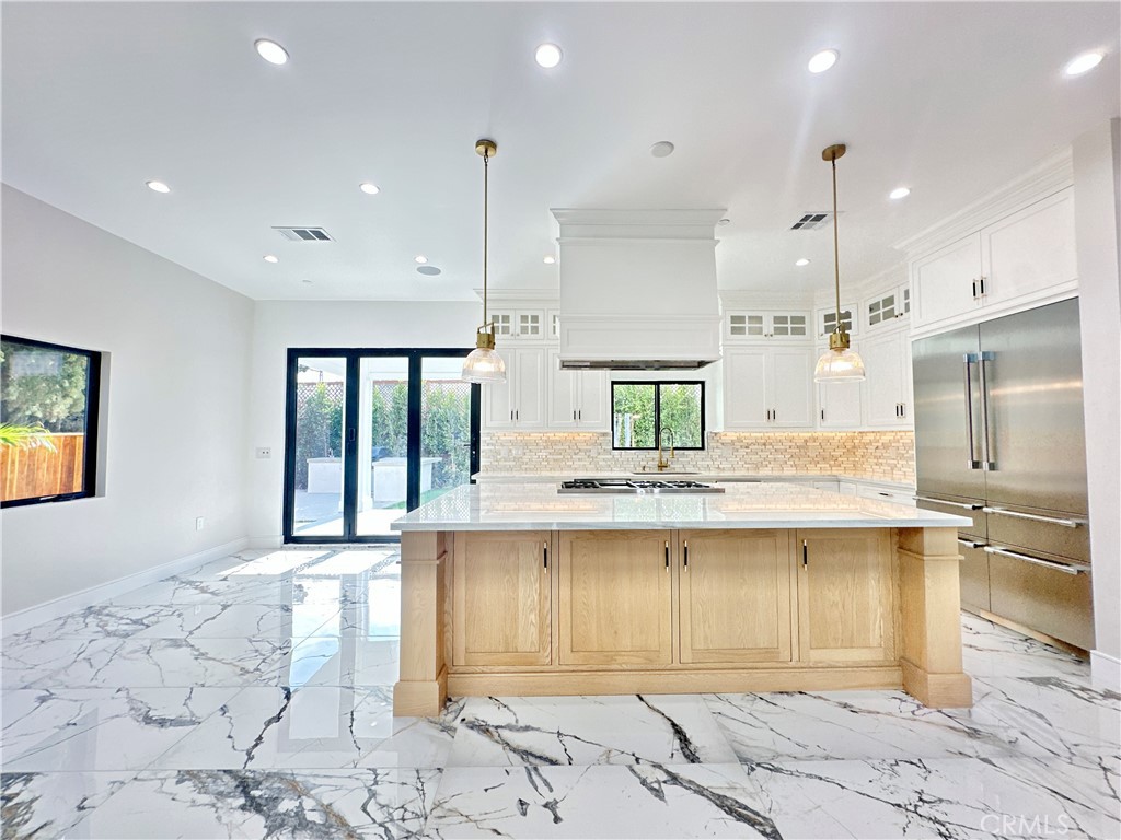 2126 Havemeyer Lane