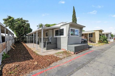 Photo of 4400 Gateway Road, Bethel Island, CA 94511 (MLS # ML82040572)