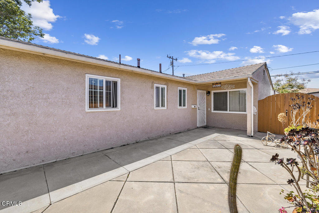 3011 Fournier Street