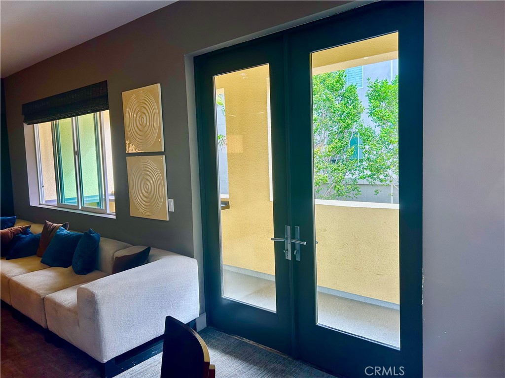 Downtown (DT) - Residential Lease