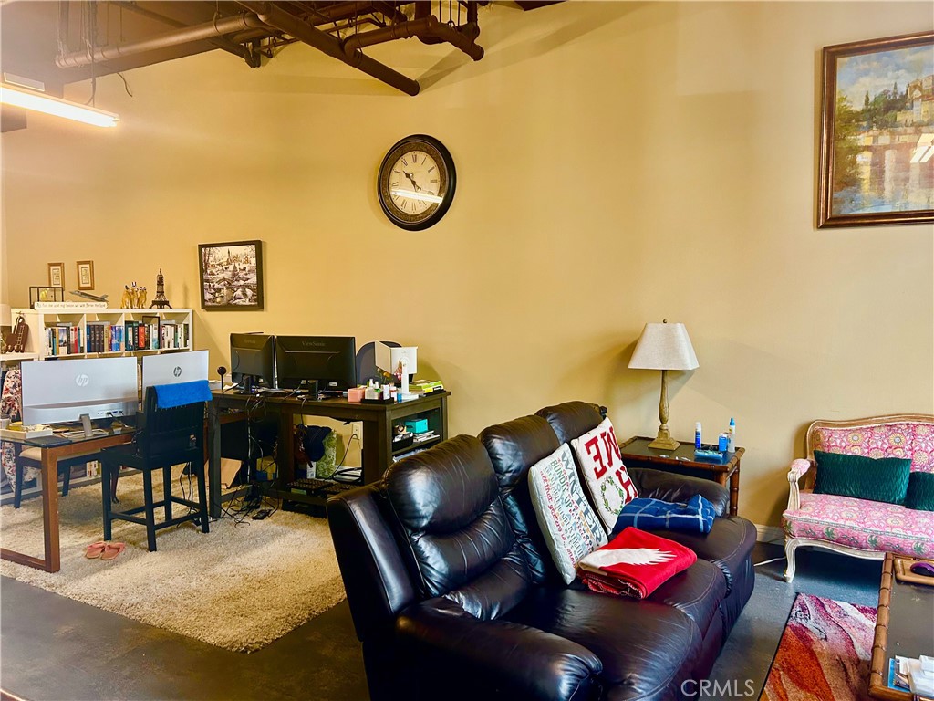 Downtown (DT) - Residential Lease