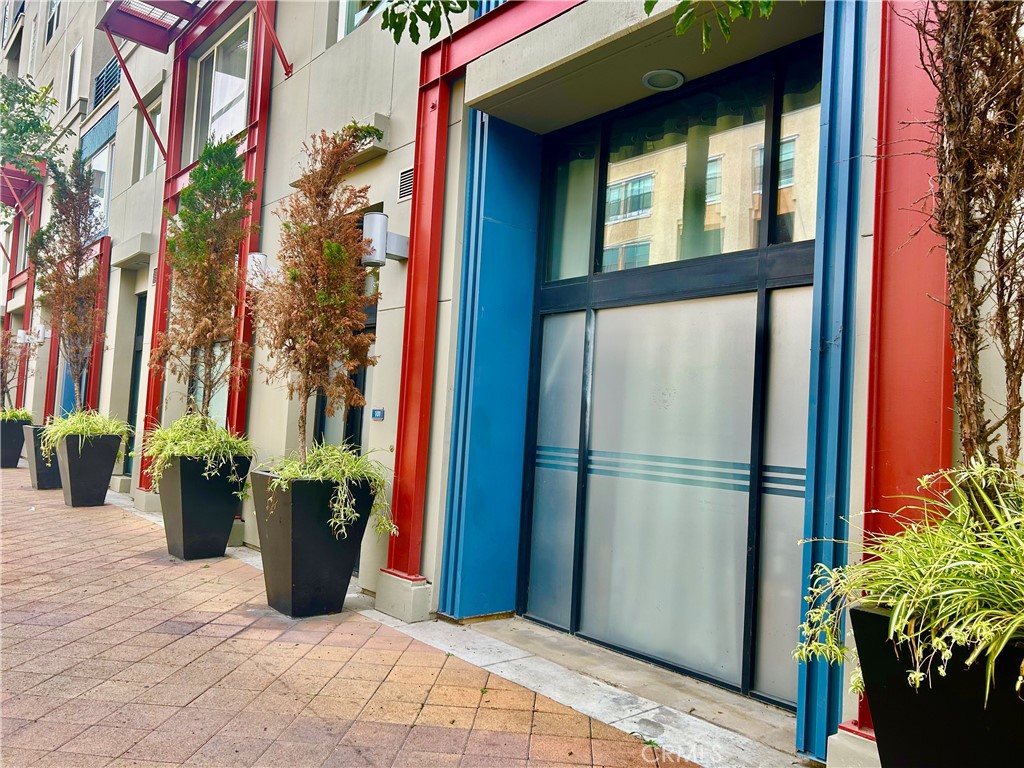 Downtown (DT) - Residential Lease