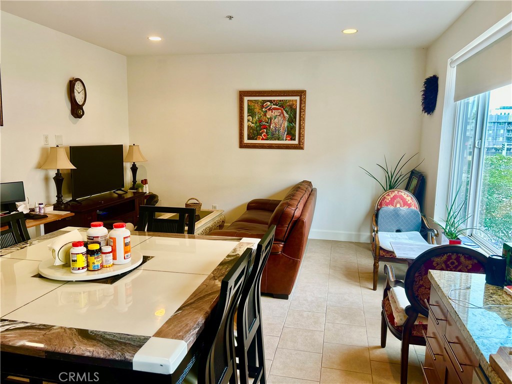Downtown (DT) - Residential Lease