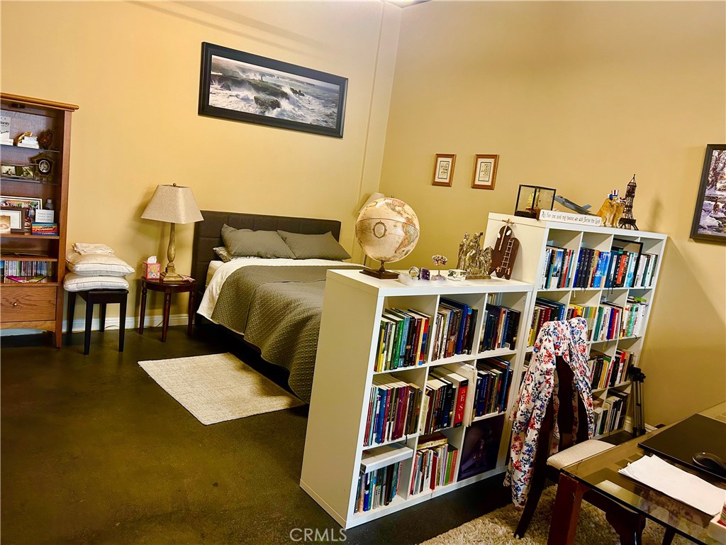 Downtown (DT) - Residential Lease