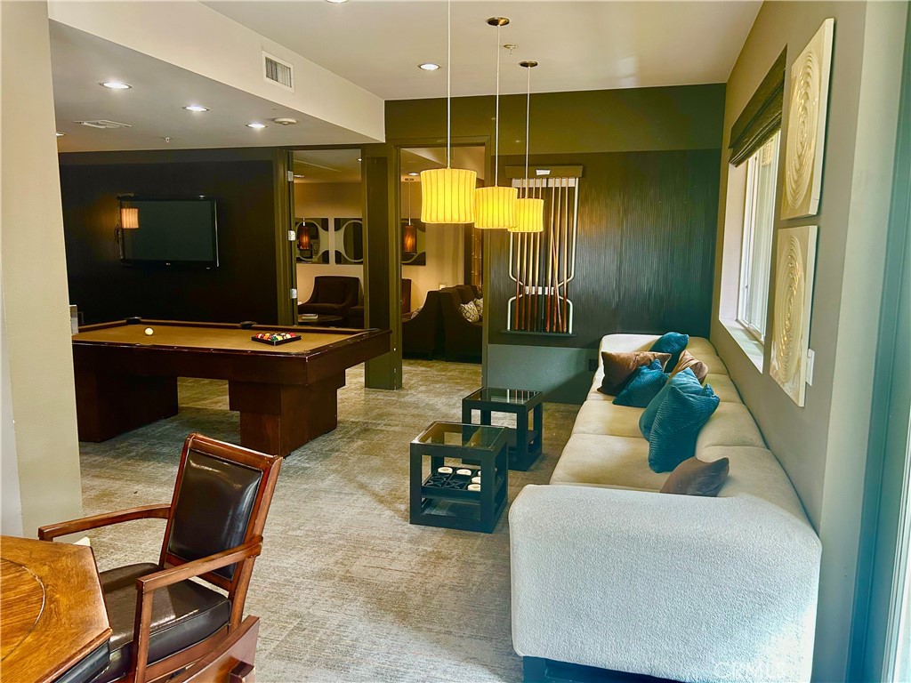Downtown (DT) - Residential Lease