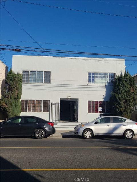 Photo of 1432 Cherry Ave #C, Long Beach, CA 90813 (MLS # PW25144841) Photo of 1432 Cherry Ave #C, Long Beach, CA 90813 (MLS # PW25144841)