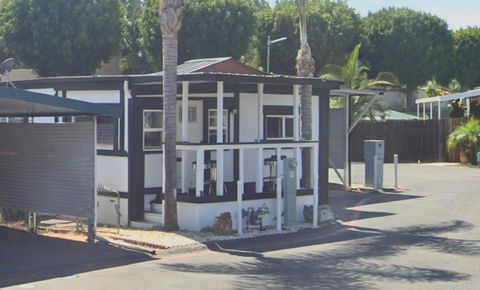 400 N Melrose 18 Vista CA 92083