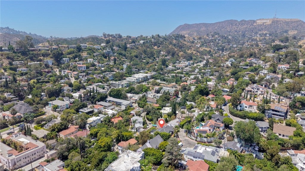 6002 Graciosa DR, Los Angeles CA 90068