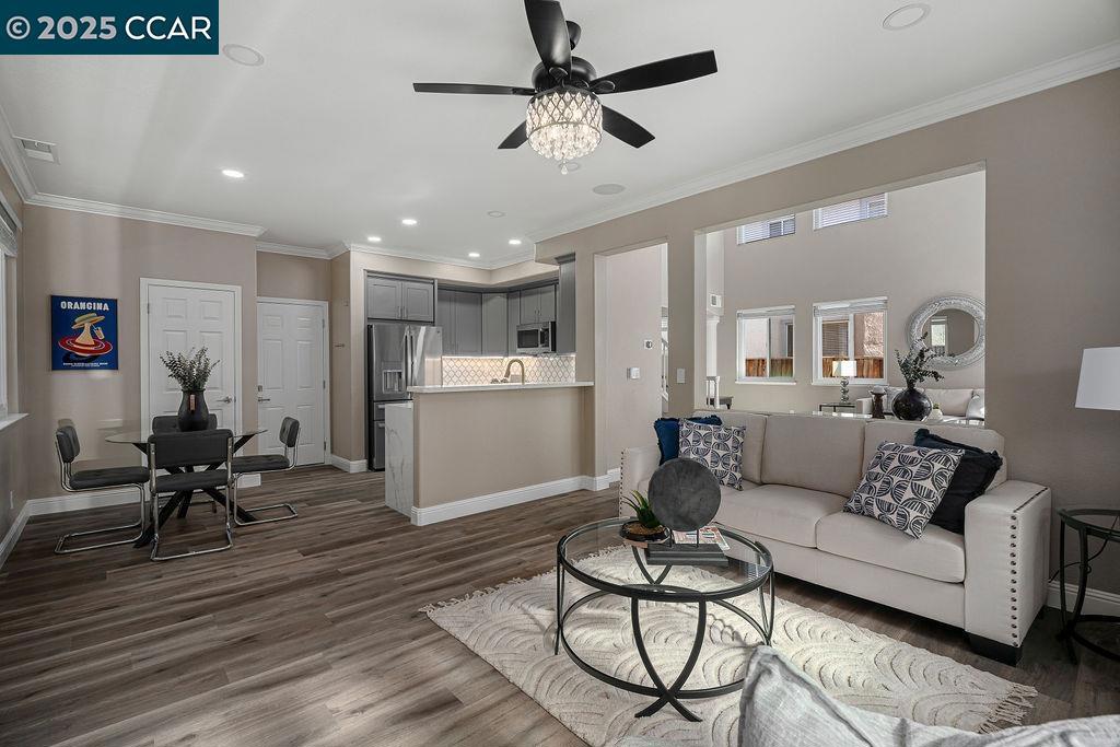 HERON BAY - Residential