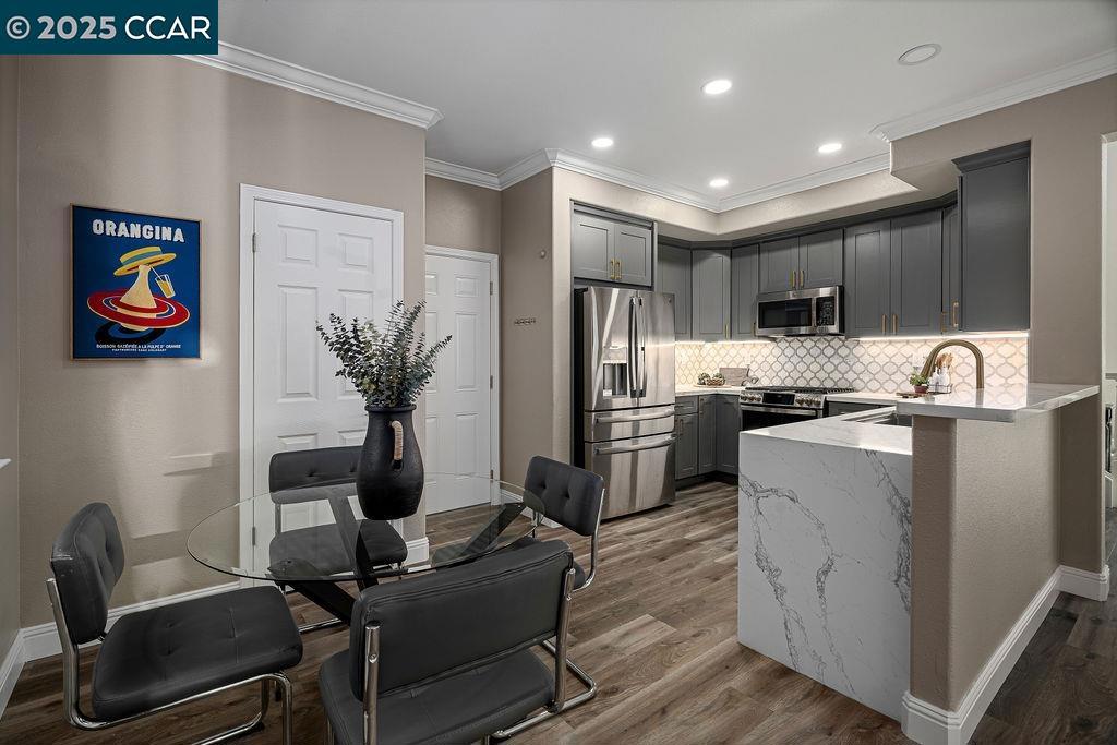 HERON BAY - Residential