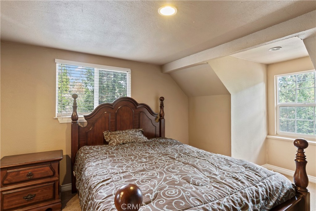 Twin Peaks (TWIN) - Residential