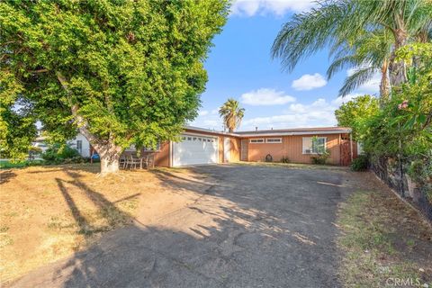 Tiny photo for 645 E King St, Rialto, CA 92376 (MLS # IG26049704)