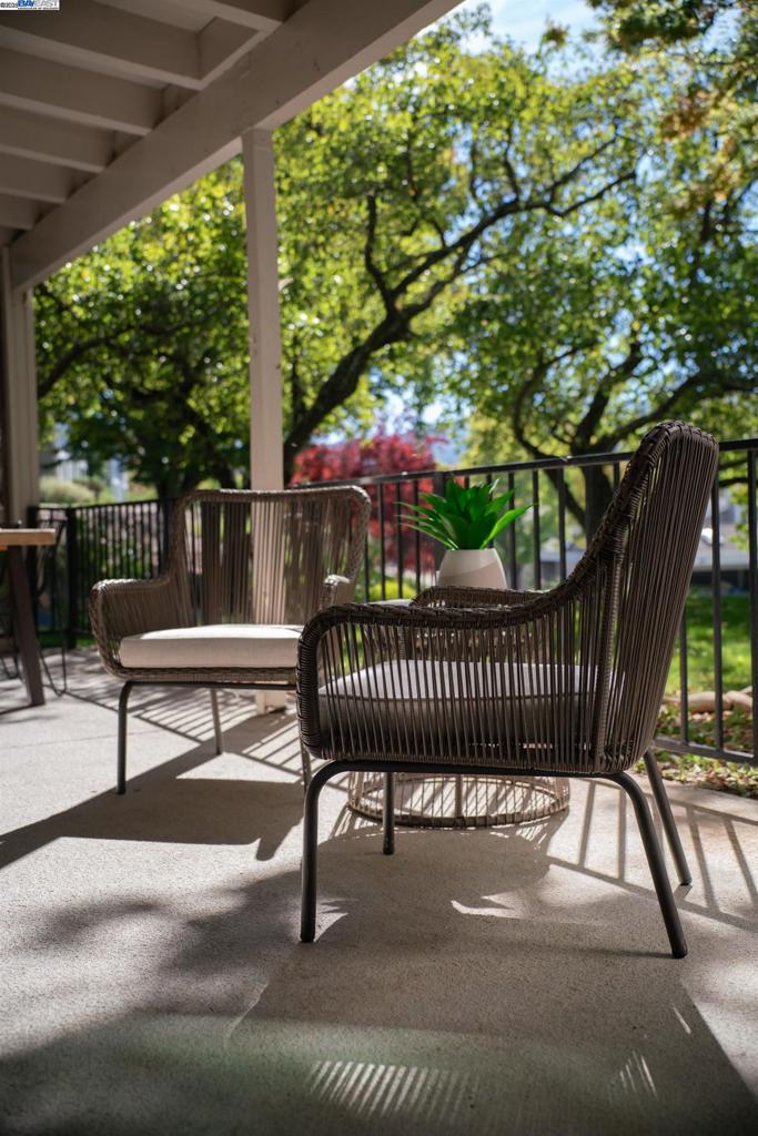 ROSSMOOR - Residential