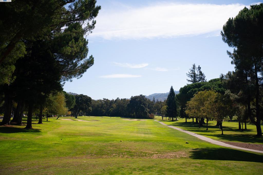 ROSSMOOR - Residential