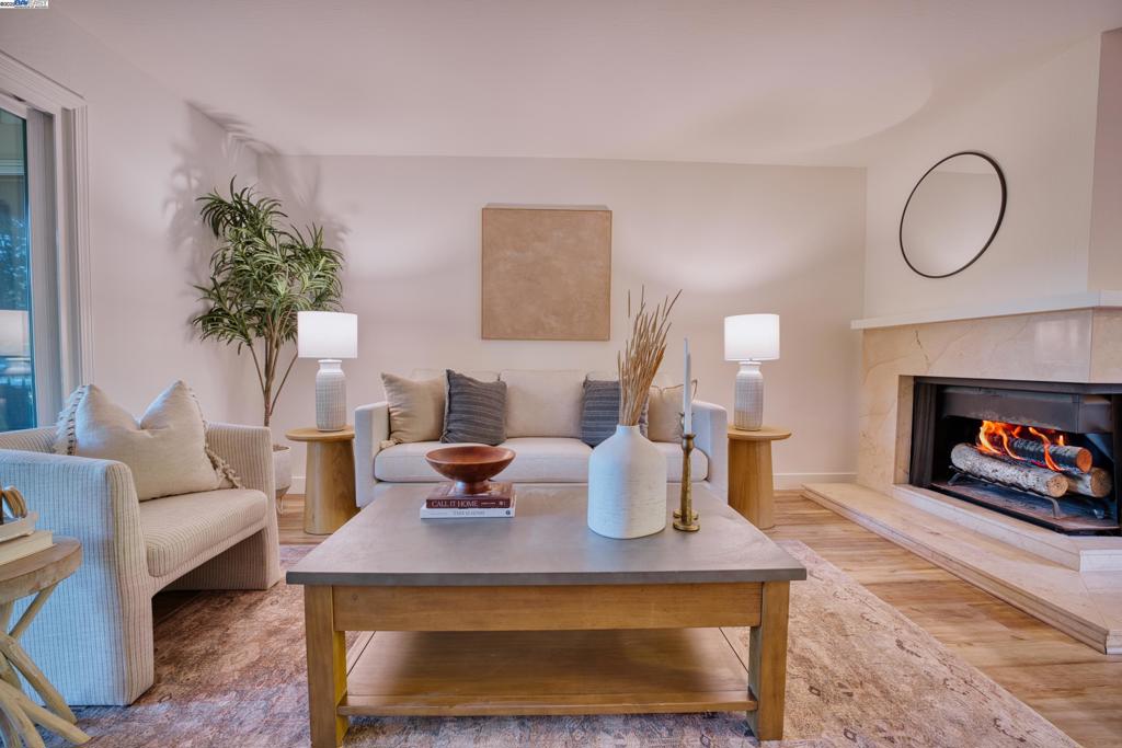 ROSSMOOR - Residential