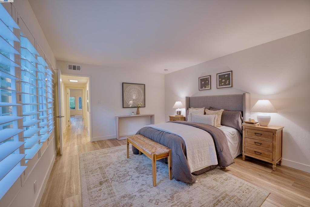 ROSSMOOR - Residential