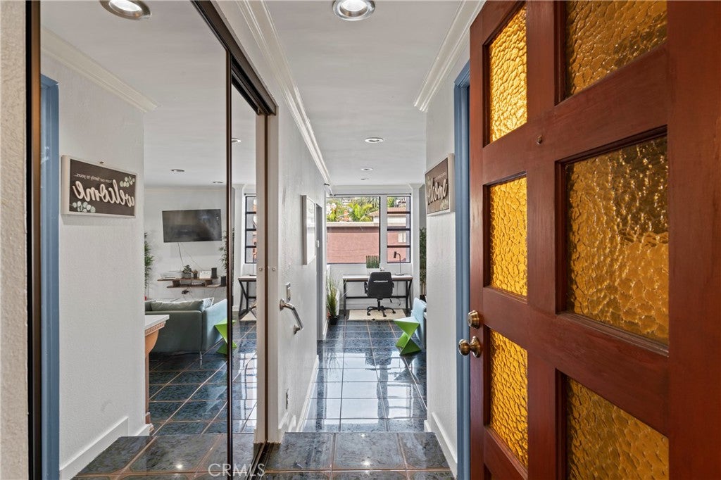 2525 E 19th Street 24, Signal Hill CA 90755