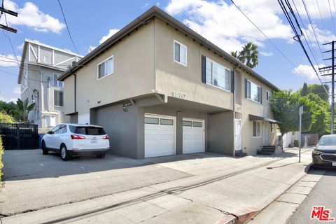 14857 Hartsook Street Sherman Oaks CA 91403