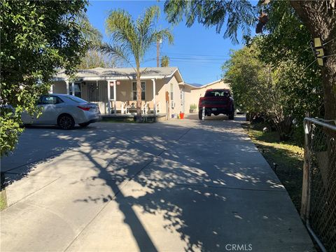 845 E H Colton CA 92324