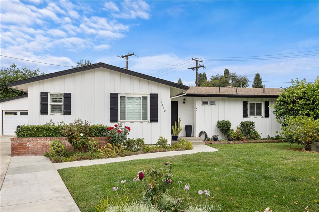 1400 W Wilshire