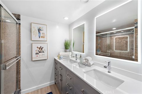 Tiny photo for 866 Coast View Drive, Laguna Beach, CA 92651 (MLS # LG25233098)