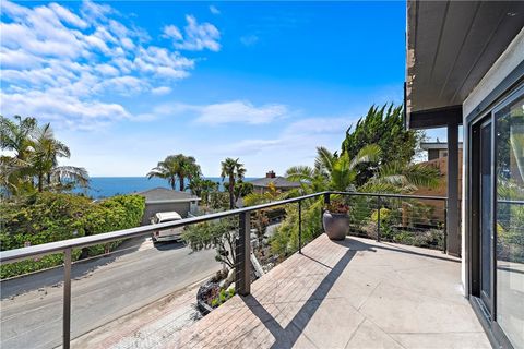 Tiny photo for 866 Coast View Drive, Laguna Beach, CA 92651 (MLS # LG25233098)
