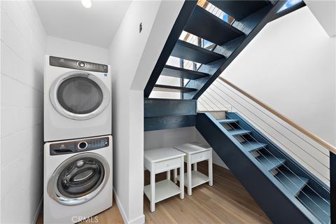 Tiny photo for 866 Coast View Drive, Laguna Beach, CA 92651 (MLS # LG25233098)